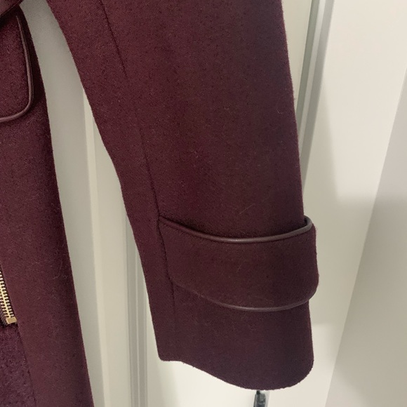 Vince Camuto Burgundy Wool Coat. size Small - Picture 2 of 13